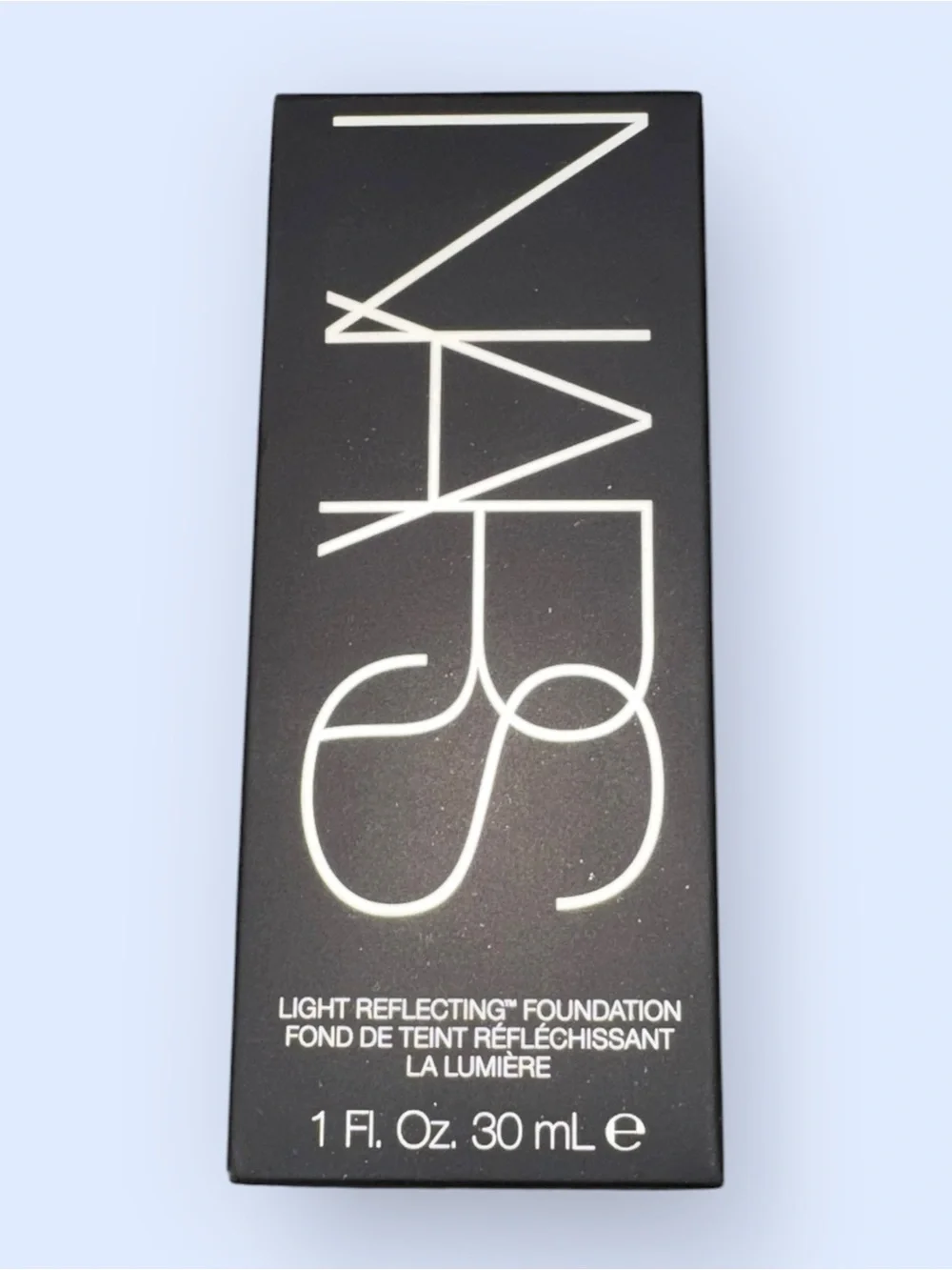 NARS Light Reflecting Foundation - Light 2 Mont Blanc - Picture 4 of 5